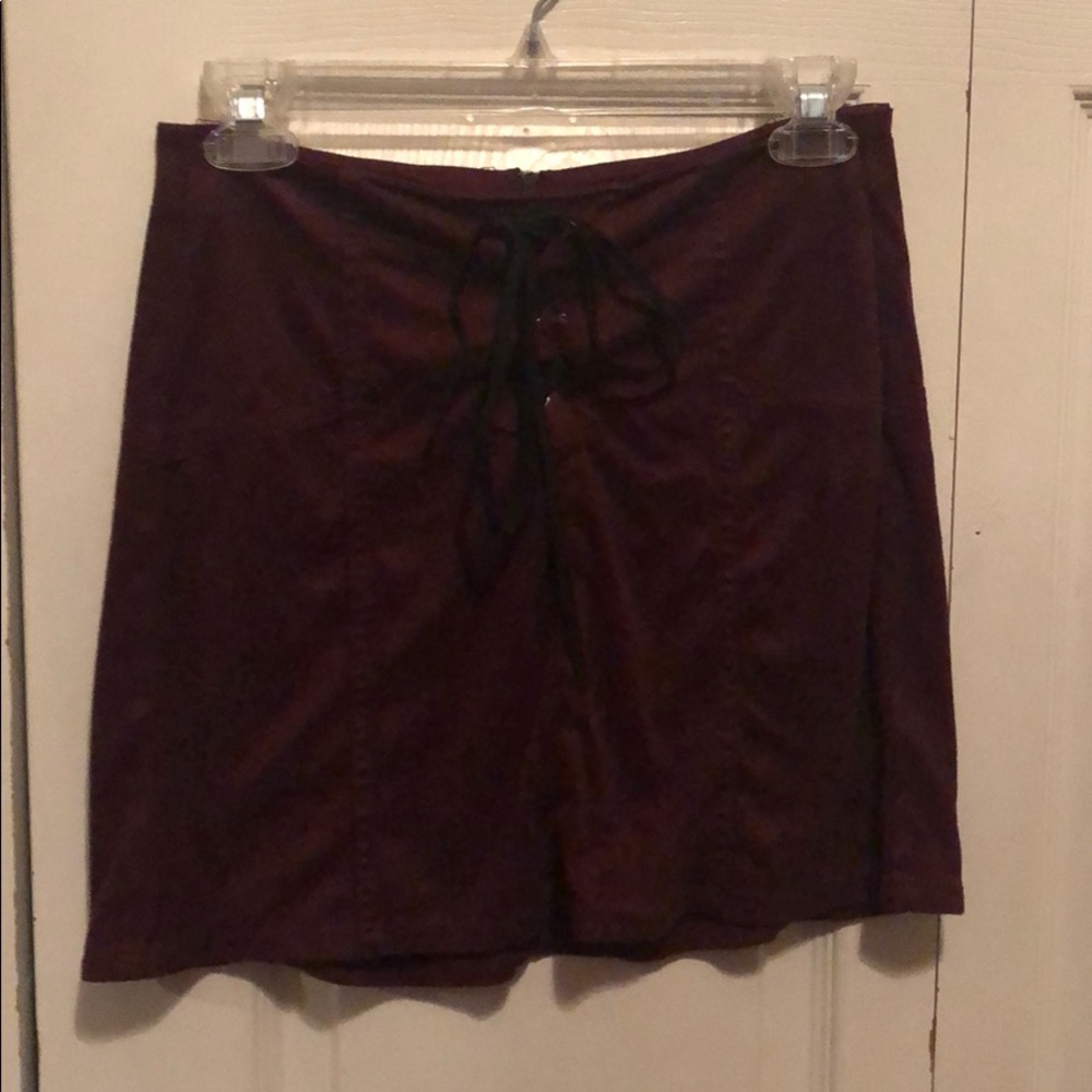 Maroon skater skirt with laces